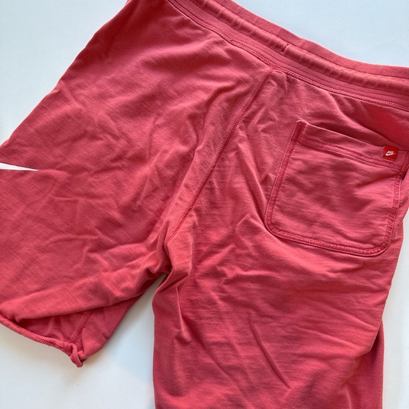 Nike sweatshorts - Picture 4 of 4